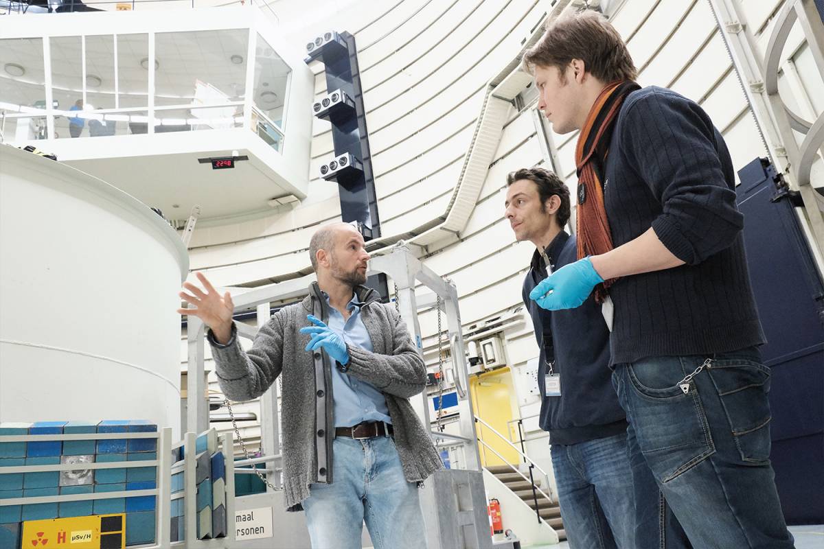 At the Reactor Institute Delft